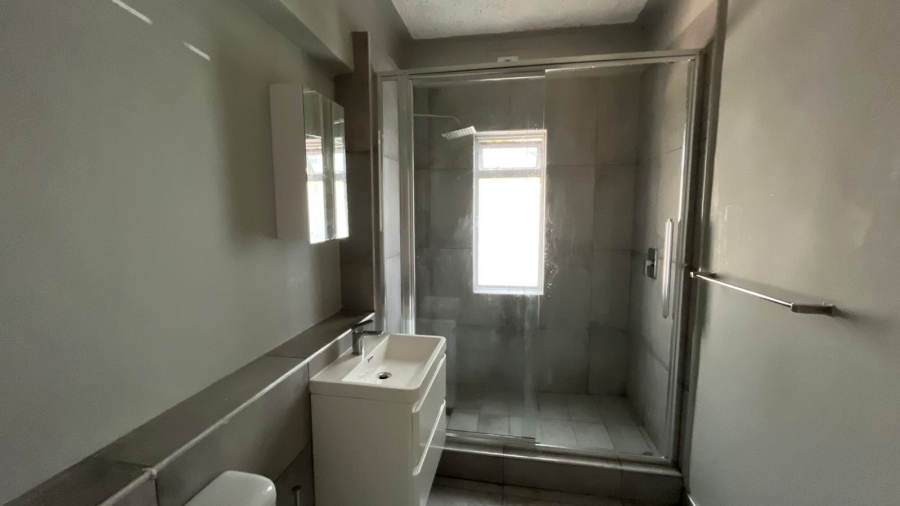 1 Bedroom Property for Sale in Rondebosch Western Cape